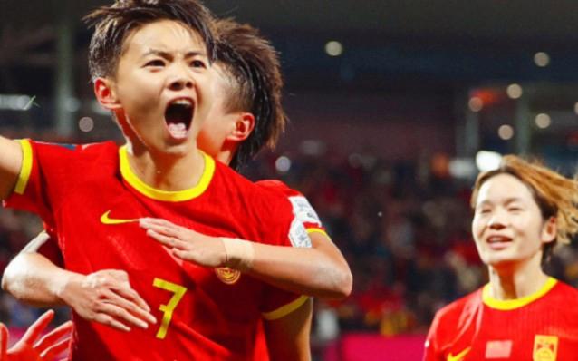 包含日本女足奋勇拼搏，永远不放弃的词条