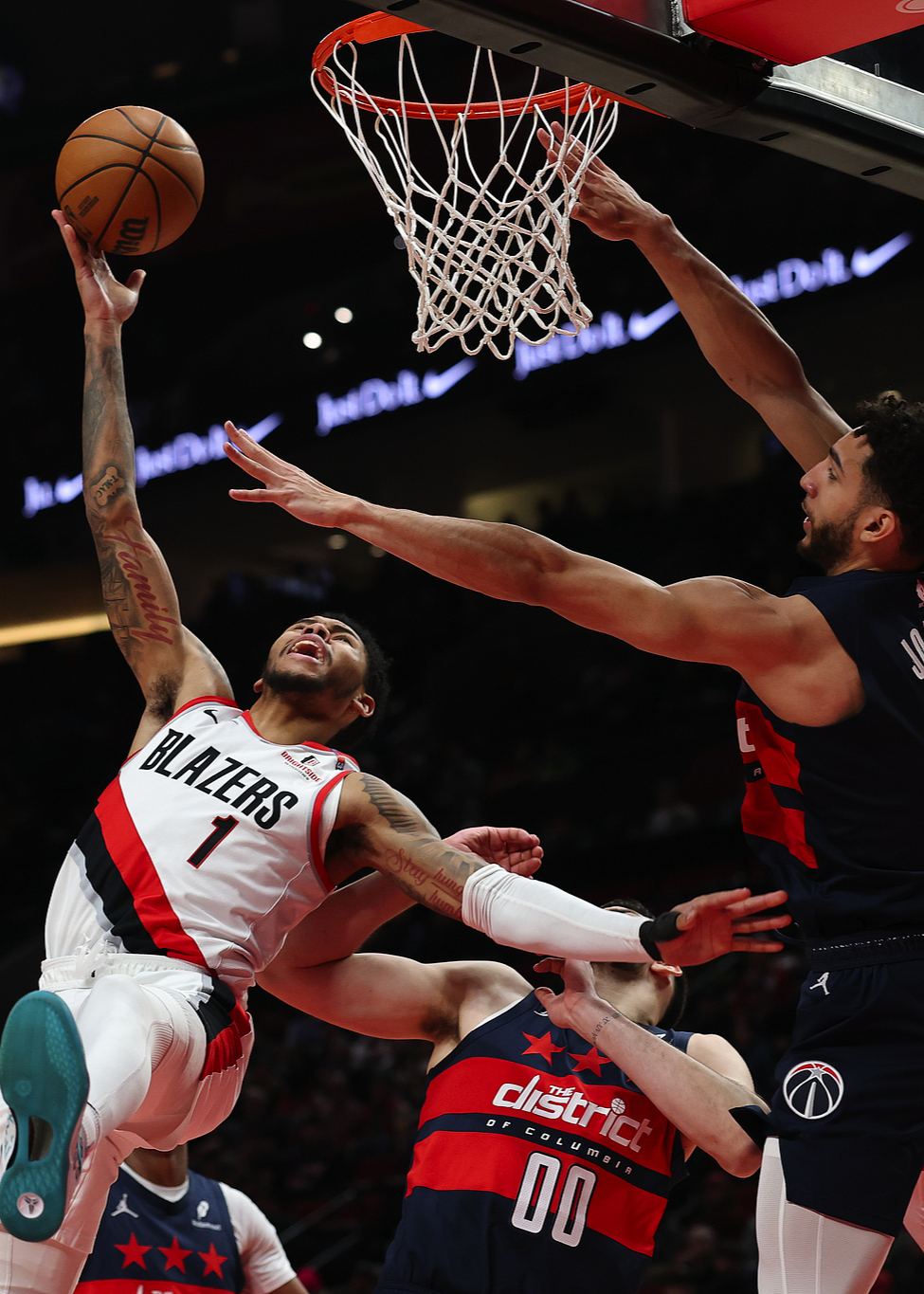 开拓者队士气高昂备战下场比赛的简单介绍