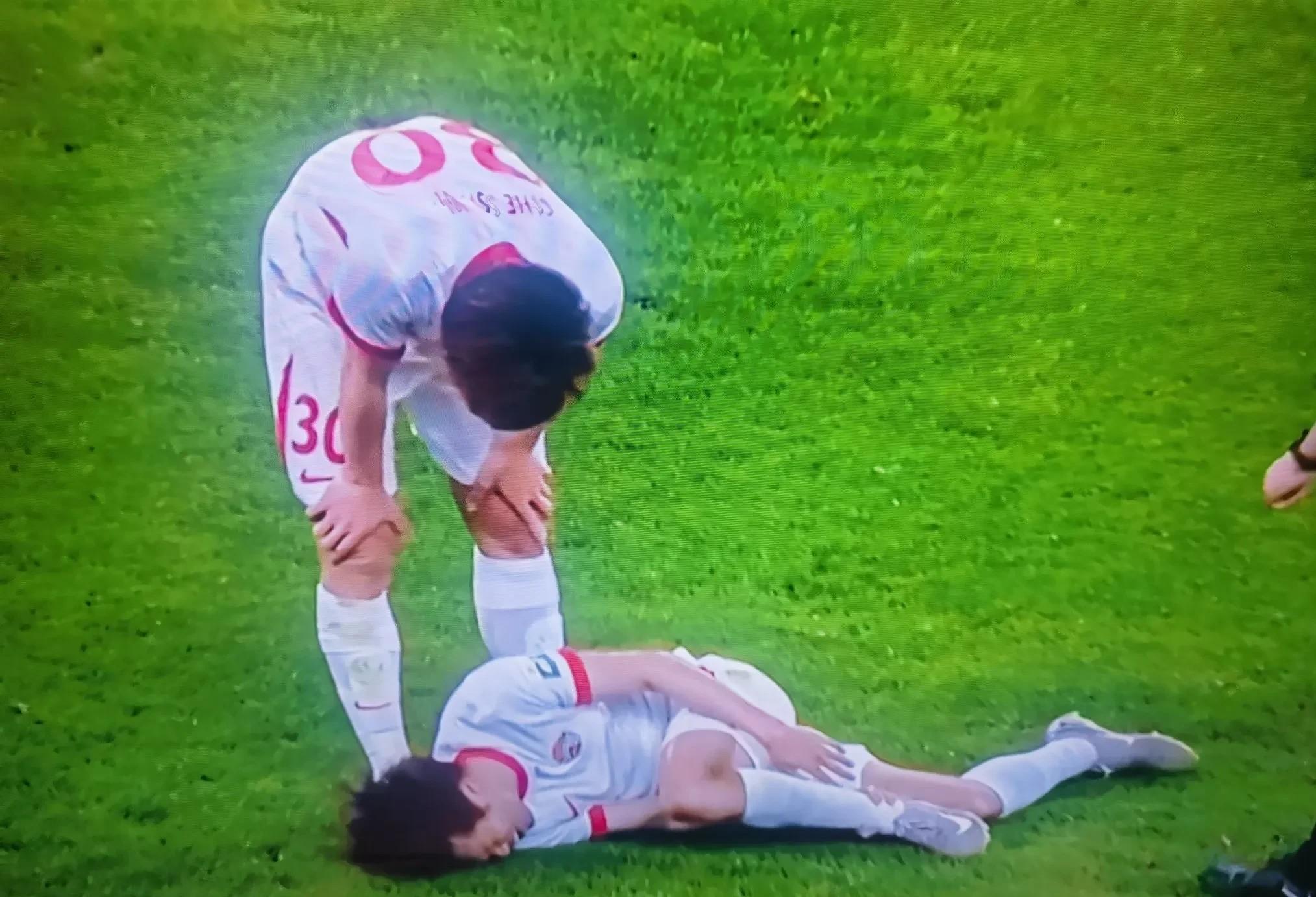 雷火电竞简介-关于比分胶着，双方球队势均力敌展开激战的信息