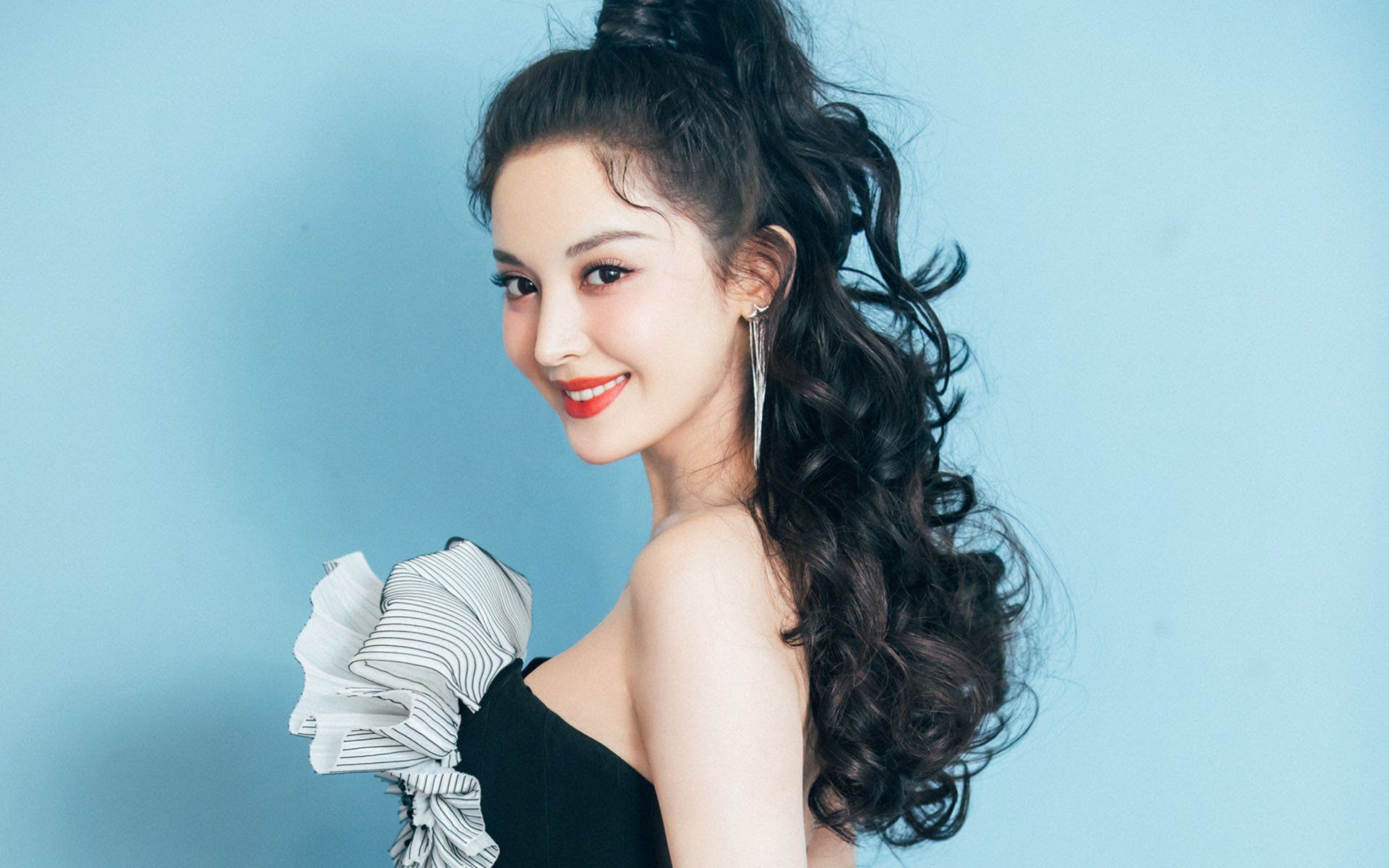 利拉德末节狂飙导演逆转好戏 掘金掀翻北京显冠军底蕴