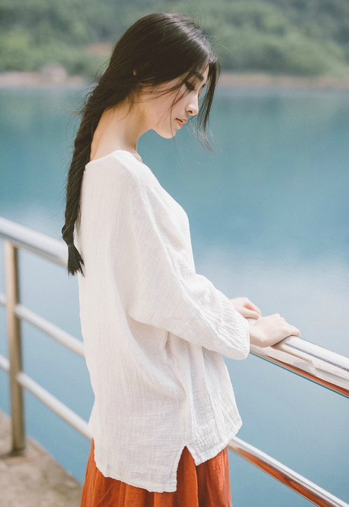 雷火电竞入驻-跨越封锁的帽子戏法，当卢卡库在塞维利亚攻破委内瑞拉球门